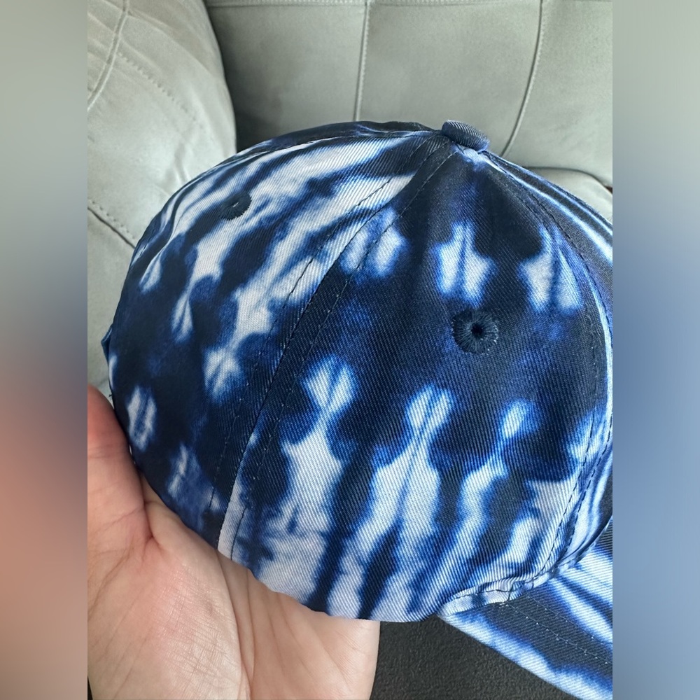 Molo Sebastian Smiley Hat Tie Dye Vertical baseball Hat Size S-M New! - Picture 10 of 14